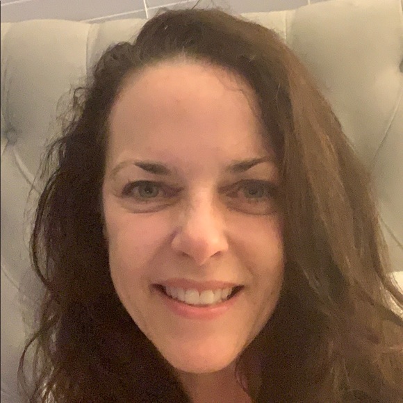 Meet your Posher, Sheri - Picture 2 of 8